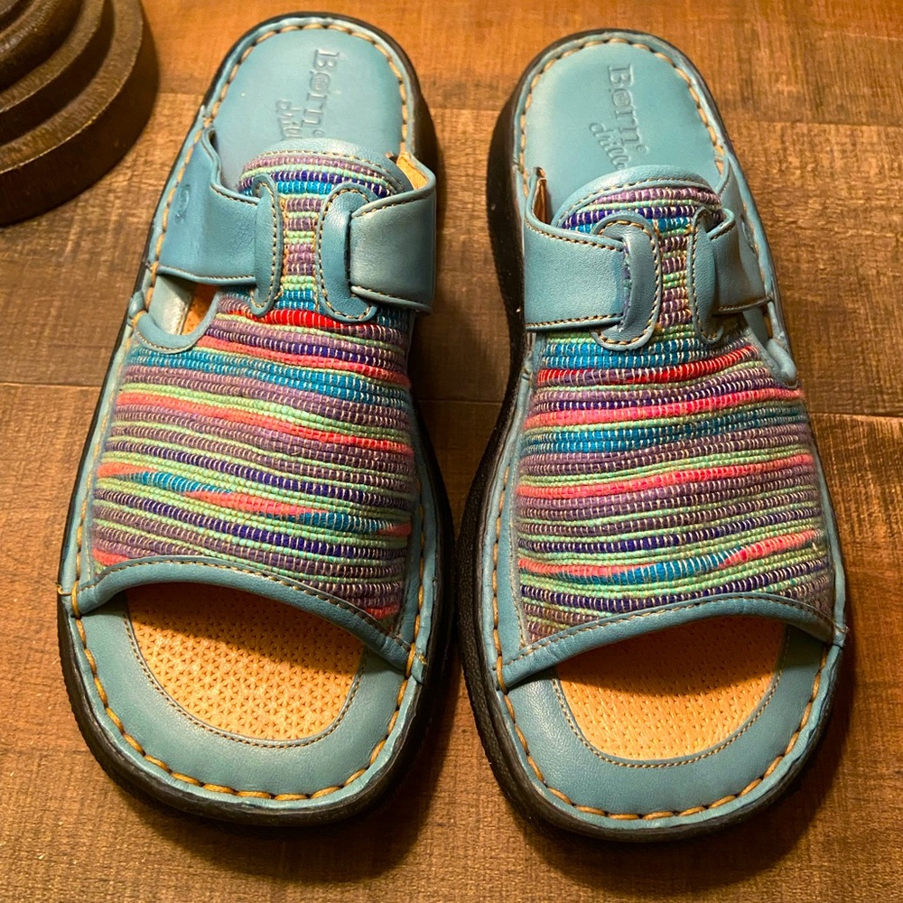 NWOT Born Women’s Sandals Size 7
